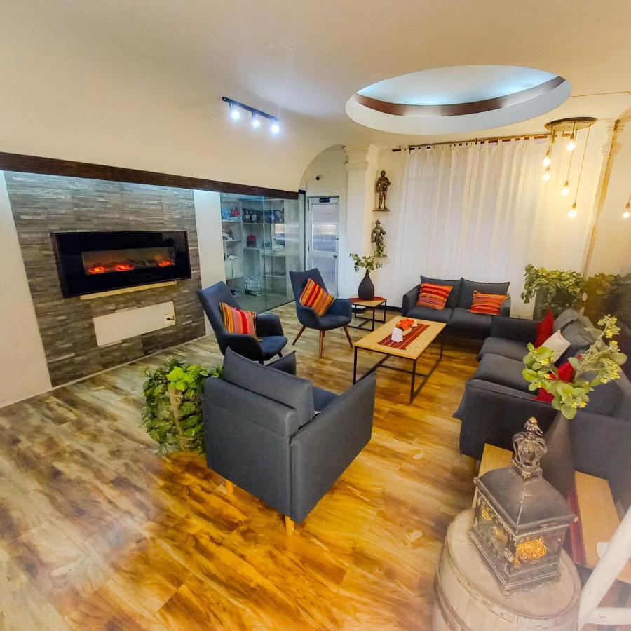 Hotel Sagarnaga Ла Пас Екстериор снимка